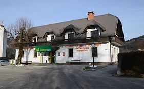 Apartments & Rooms Lipa